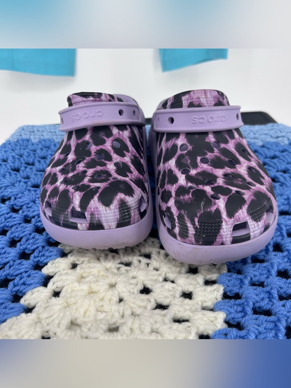 Crocs  Size J6  Lavender Leopard  Print clogs platform animal print